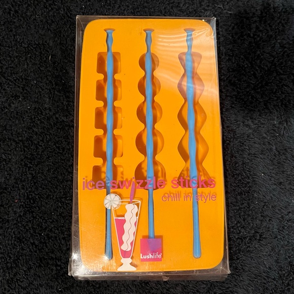 Lush Life Swizzle Stick Silicone Ice Molds - NEW - Picture 1 of 4